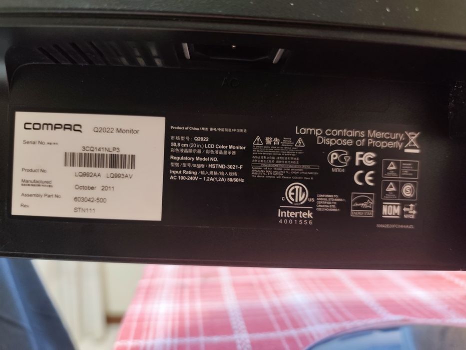 Monitor compac Q2022457409943706030082