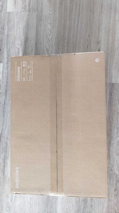 Монитор Samsung odyssey g5 27дюм  Игровой 2К