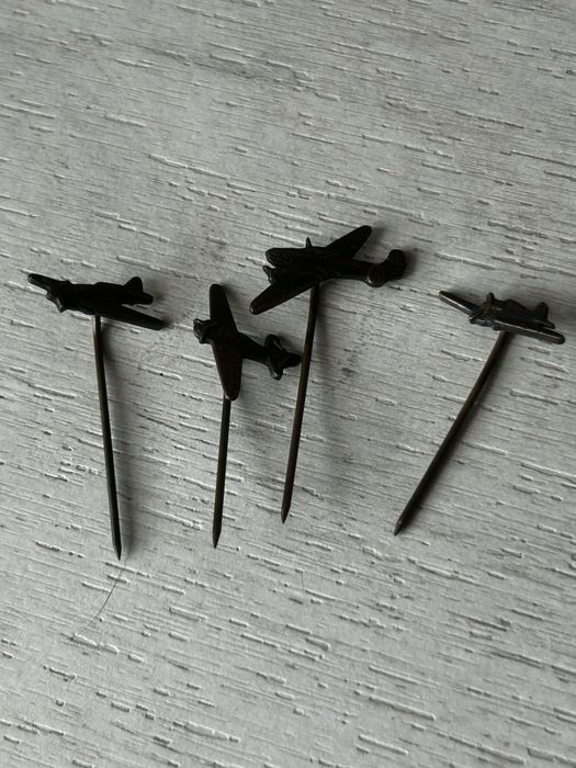 Wpinki samoloty 2 wojna?