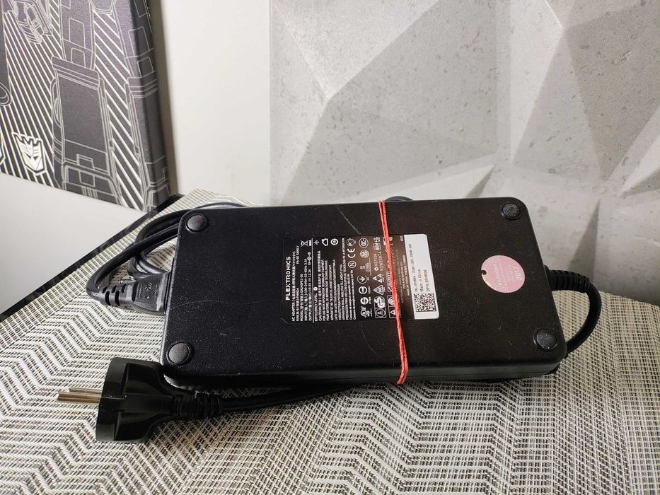 Dell Precision M6800 17-i7 2.80GHz/32GB/512/SSD/NVIDIA/4GB/K4100M/DDR5