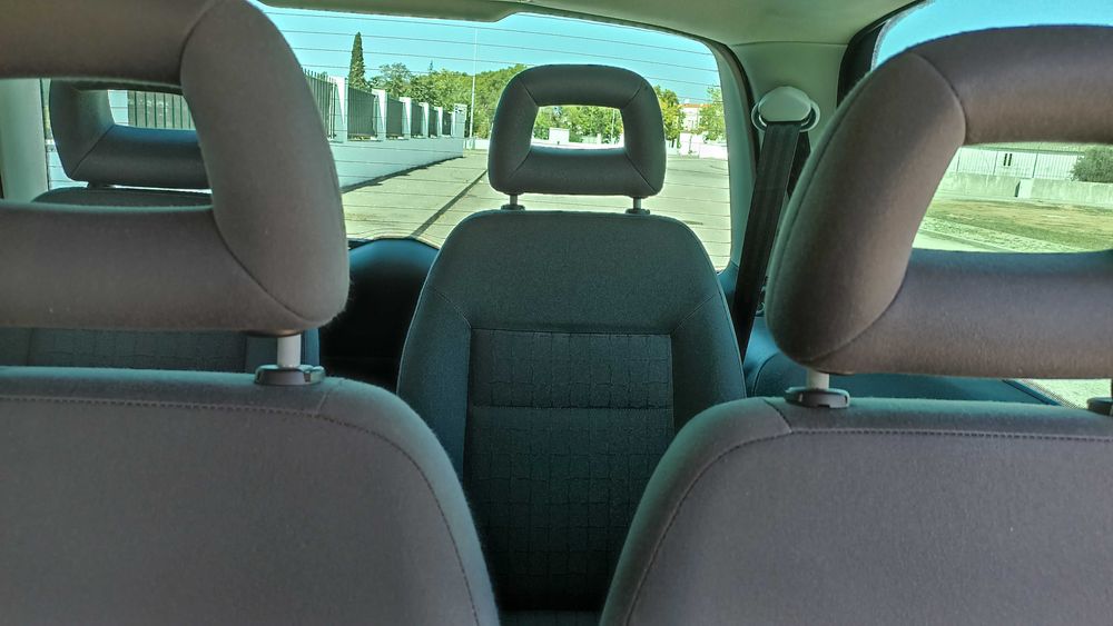 SEAT Alhambra em muito bom estado