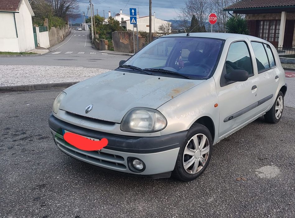 Renault Clio 1.2 RN Gasolina – 500€