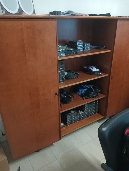 Mobiliário escritório usado