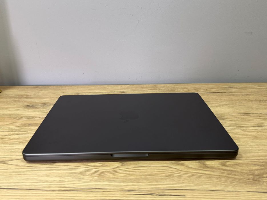 MacBook PRO 14 M4 10 CPU/ 10 GPU/ 16 RAM/ 512 Space MW2U3