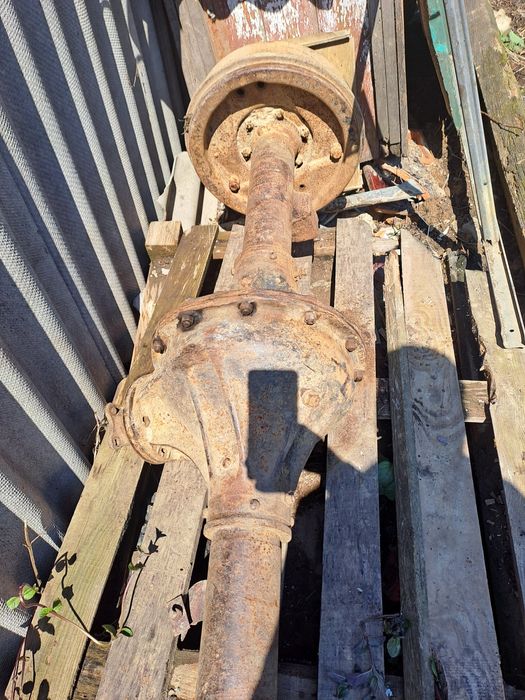 Балка на прицеп газ