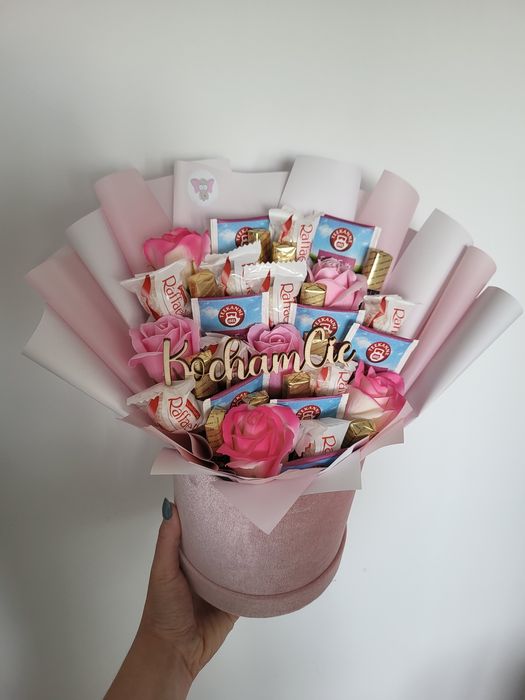 Bukiety na Dzień Kobiet, prezent,  dzień matki