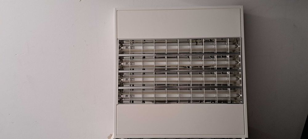 Lampa sufitowa biurowa, sklepowa 60x60