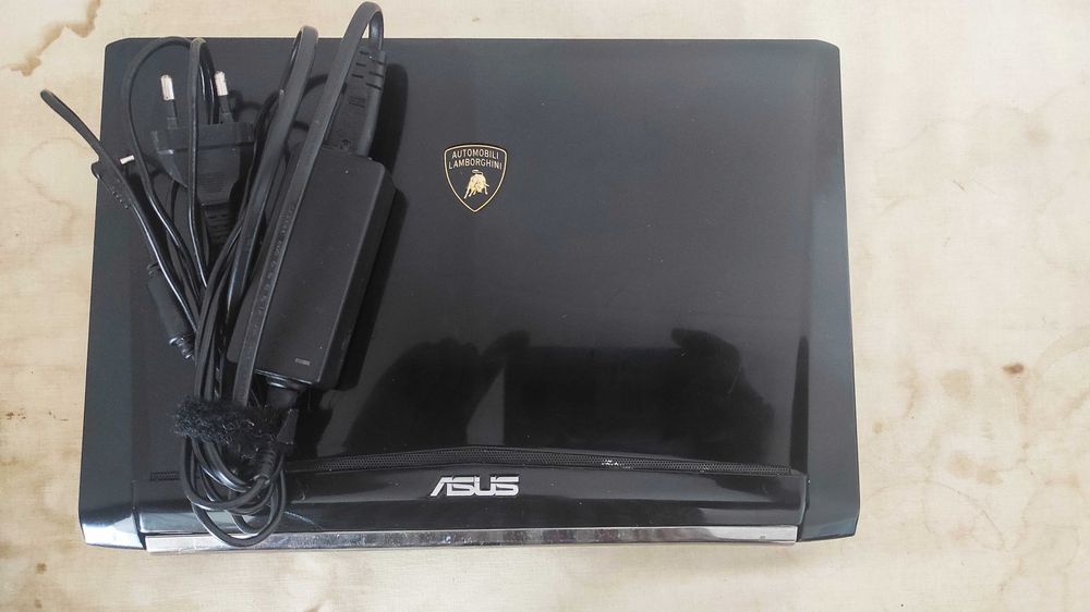 Ноутбук Asus-VX6S  Automobili Lambarghini