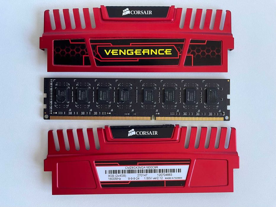Pamięć Corsair Vengeance, DDR3, 8 GB, 1600MHz, CL9, CMZ8GX3M2A1600C9R