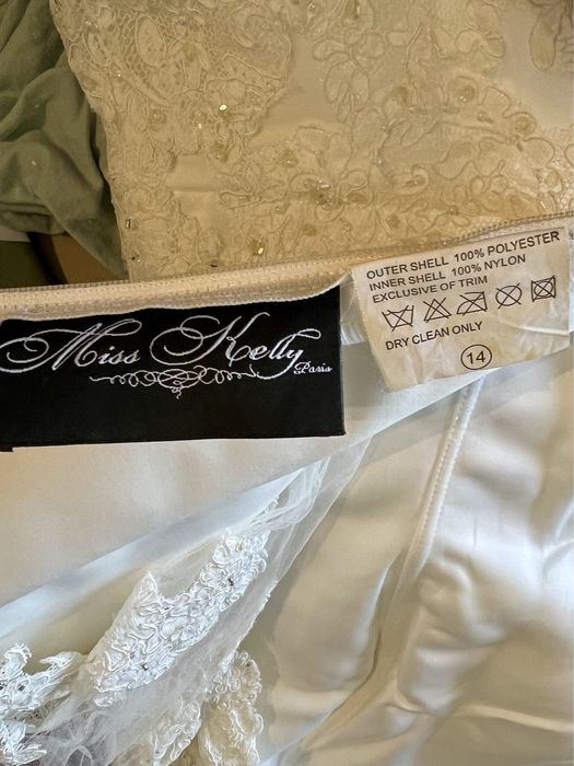 Vestido de noiva Miss Kelly - Tam 42 - rendado