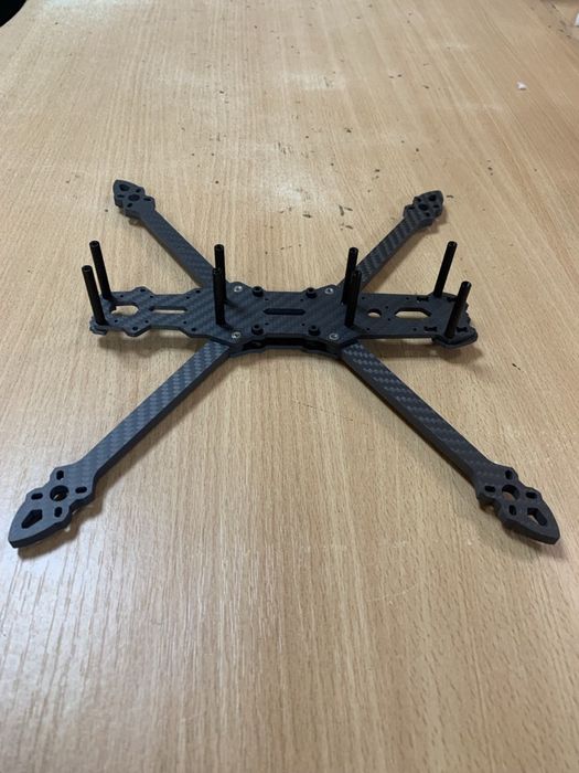 Продам раму 7 для FPV
