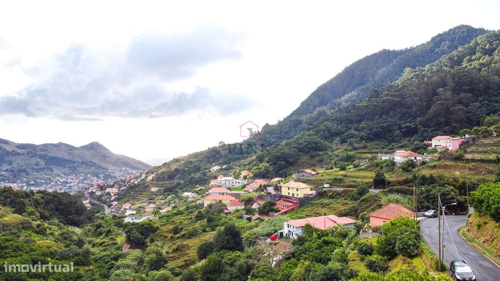 Terreno para construção 690 m2 - Machico