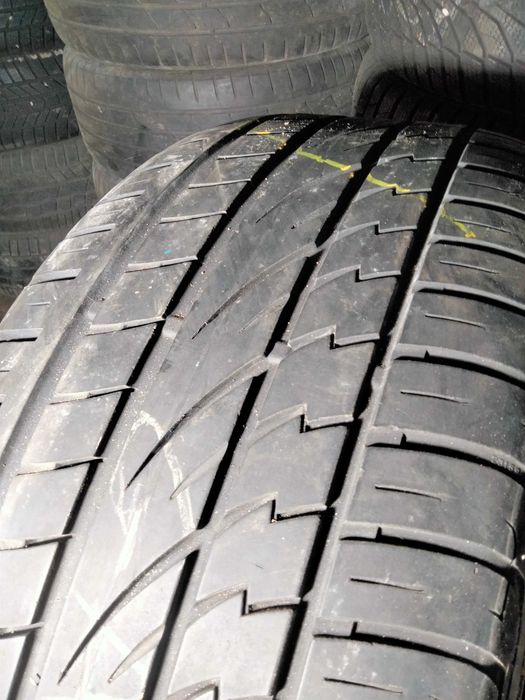 275 50 R20 Continental