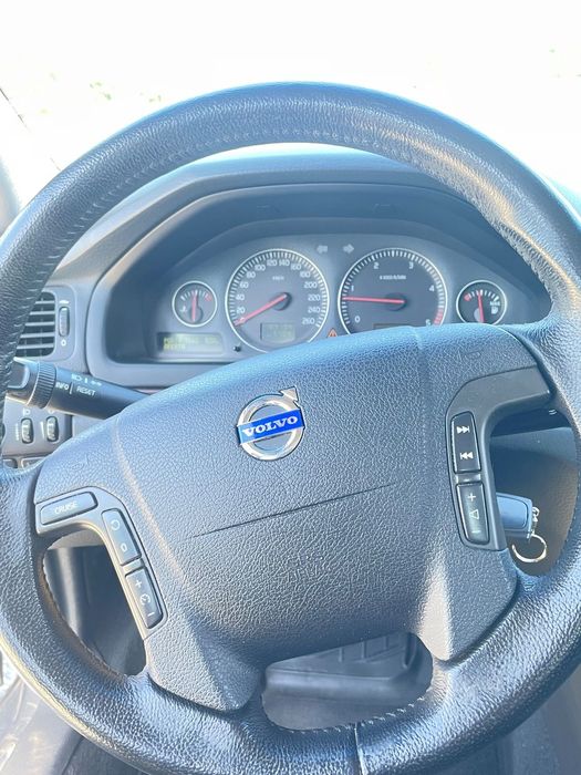 Volvo S80 2.4 D5 Nivel 3
