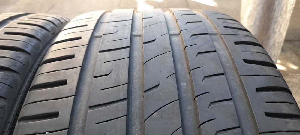 Opony letnie Barum 255/45 R20Y    101Y