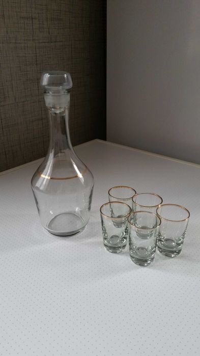 Графин и рюмки для наливки