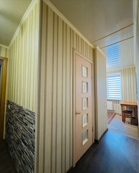 Продаж 3 кімнатної квартири з прибудовою на Новомиколаївці