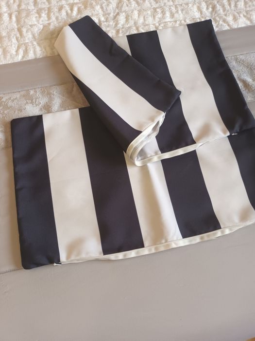 Capas para almofada preta e branca