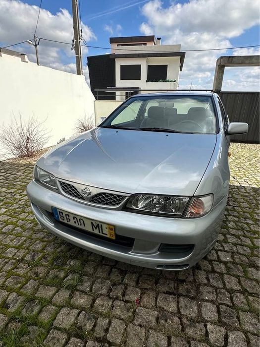 Nissan Almera 1.4 SR - Muito Bom Estado