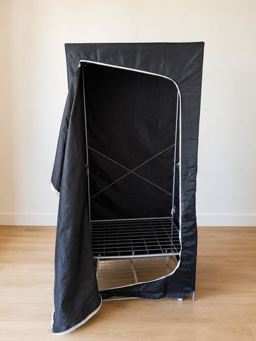 Guarda-roupa/armário portátil em tecido preto