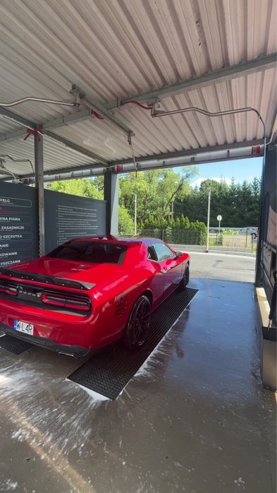 Dodge challenger