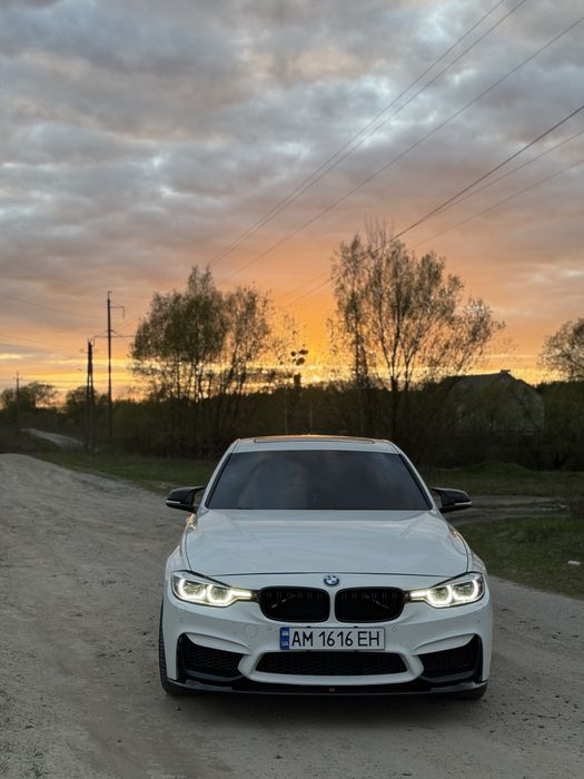 BMW F30 330i Xdrive 2017