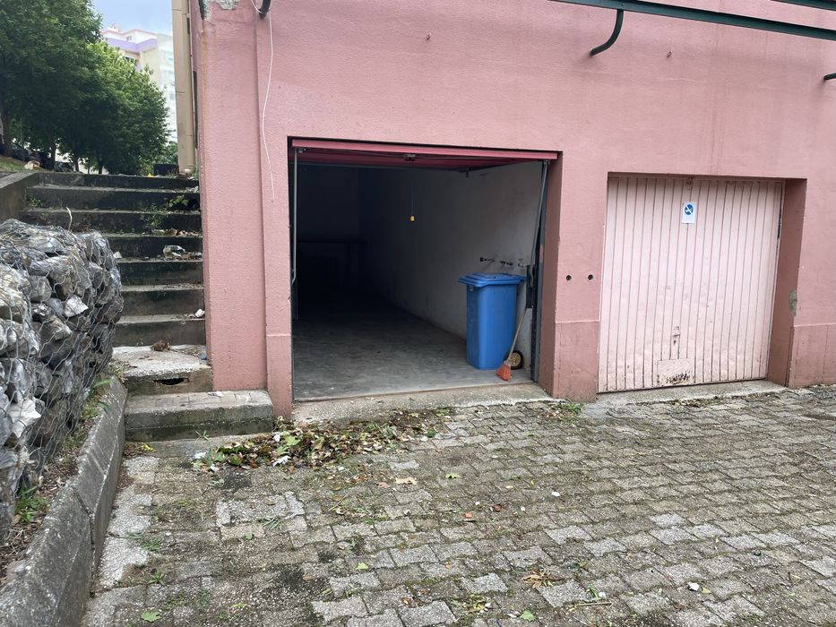 Garagem Box Massamá Monte Abrão