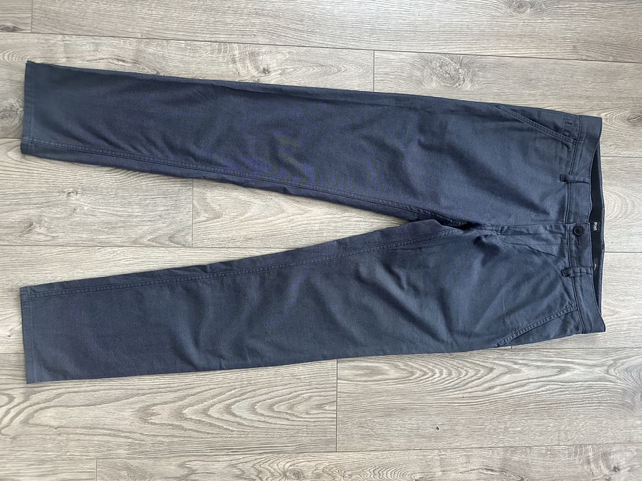 Штаны чинос Hugo Boss W33 L34