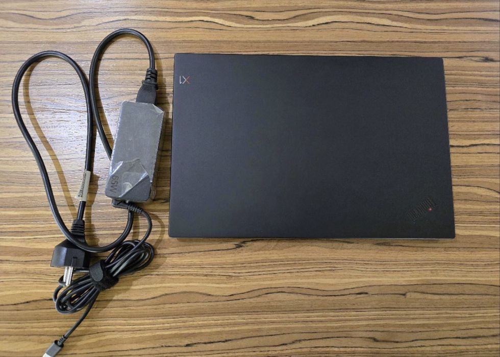 Ноутбук Thinkpad X1 carbon gen 7 i5 8gen 4G LTE