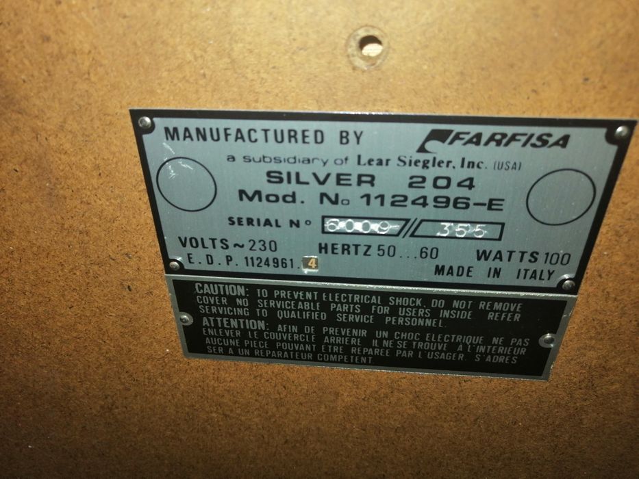 Órgão de marca farfisa