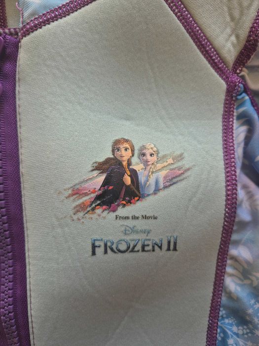 Fato Neopreno / Surf Criança Disney Frozen II (4 Anos) – Em bom estado!