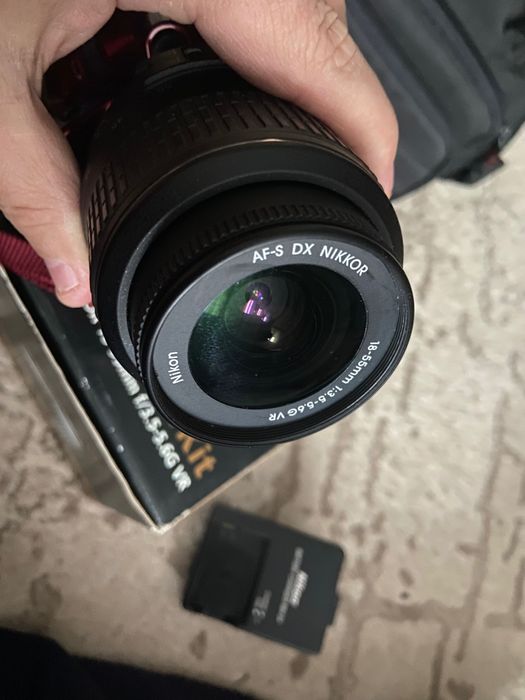 Продам фотоапарат Nikon D3100