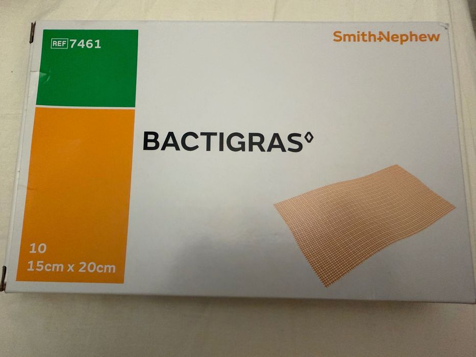 Smith Nephew BACTIGRAS 15 x 20 cm 8 sztuk