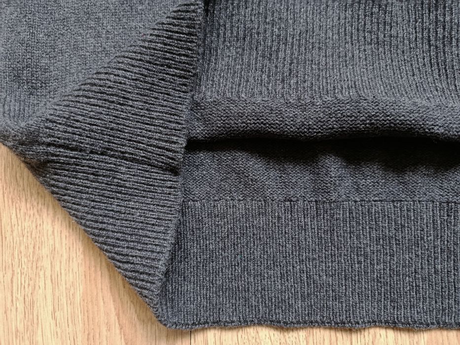 Свитер Calvin Klein (80% шерсти), 52/54