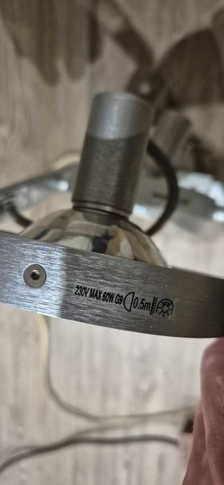 Candeeiro de parede/teto com 2 focos direcionáveis