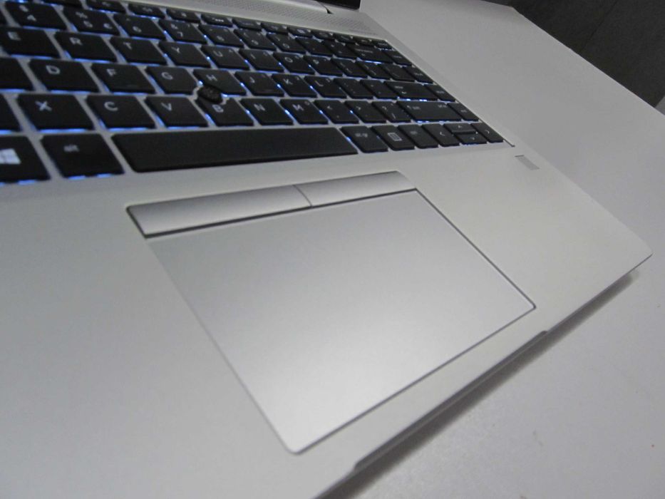 Gaming HP EliteBook 745 G5 Ryzen 7 Pro 8GB dysk 256SSD Vega 10 Laptop