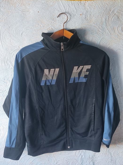 Кофта Nike размер м