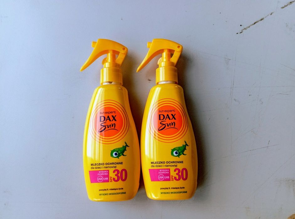 Dax Sun Mleczko do opalania SPF 30 dla dzieci i niemowląt 200 ml 4 szt