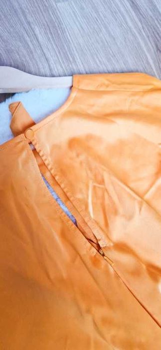 ASOS Nowa żółta sukienka satynowa z kopertowym dekoltem, rozmiar 36