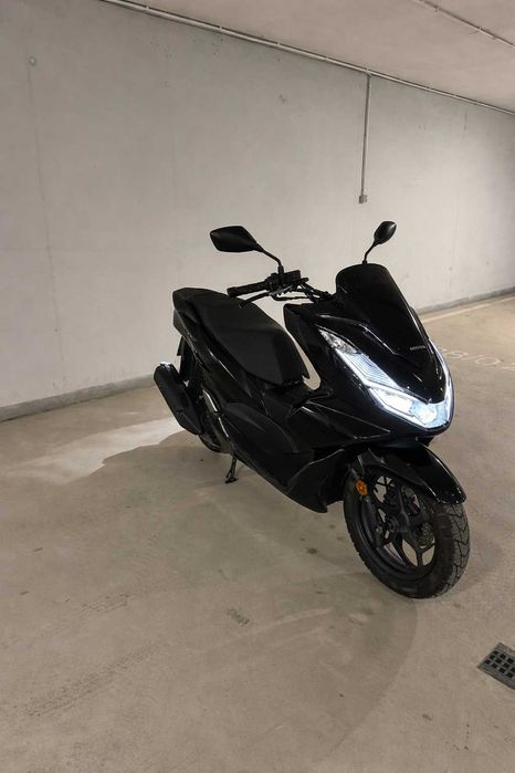 Honda  PCX 2024 Rent Scooter Delivery Kurier Dostawa 250 ZŁ/WEEK