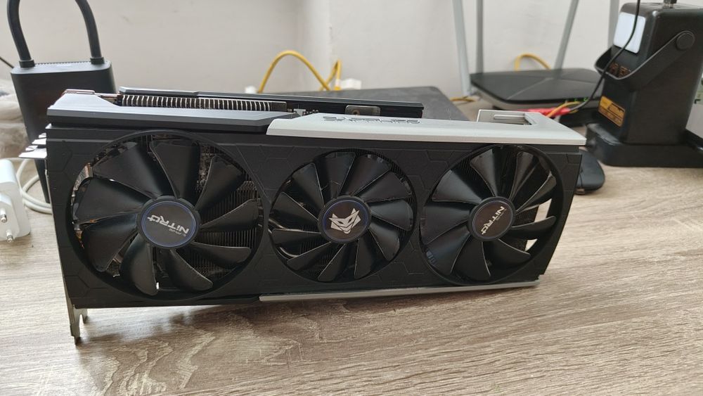 rx 5700 xt sapphire - купить комплектующие для ПК - Цена на OLX.ua