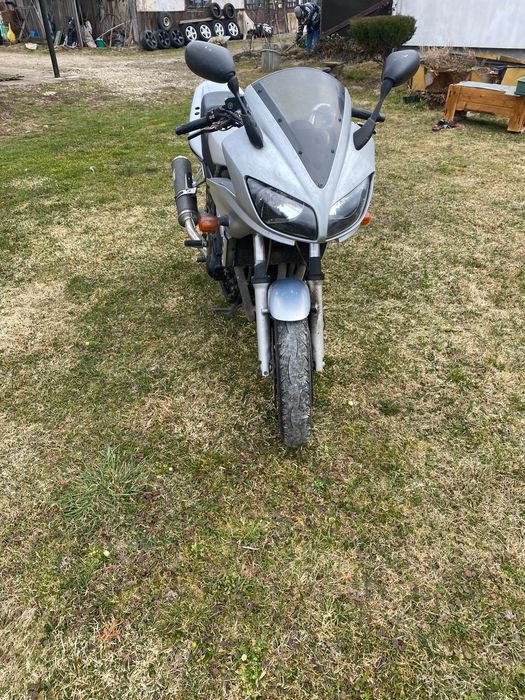 Мотоцикл  YAMAHA FAZER