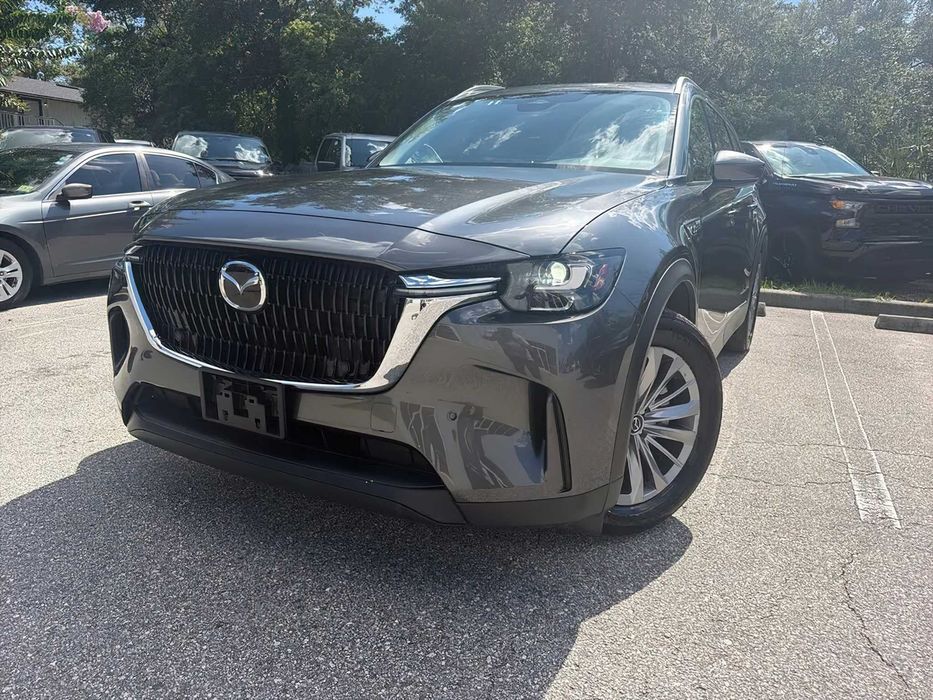 Mazda CX-90      2025