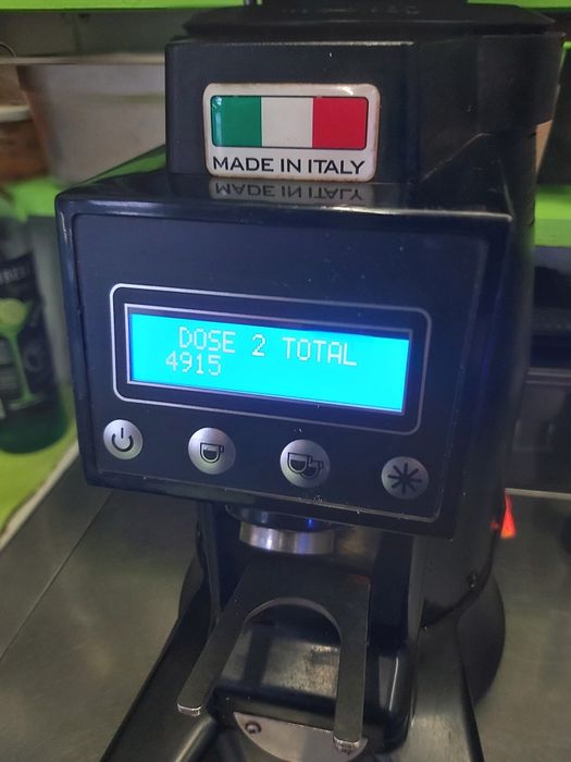 Профессиональная кофемолка " OBEL"