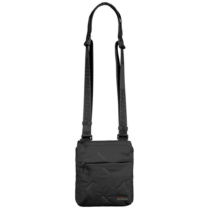Torebka Crossbody Skinarma Jax czarny