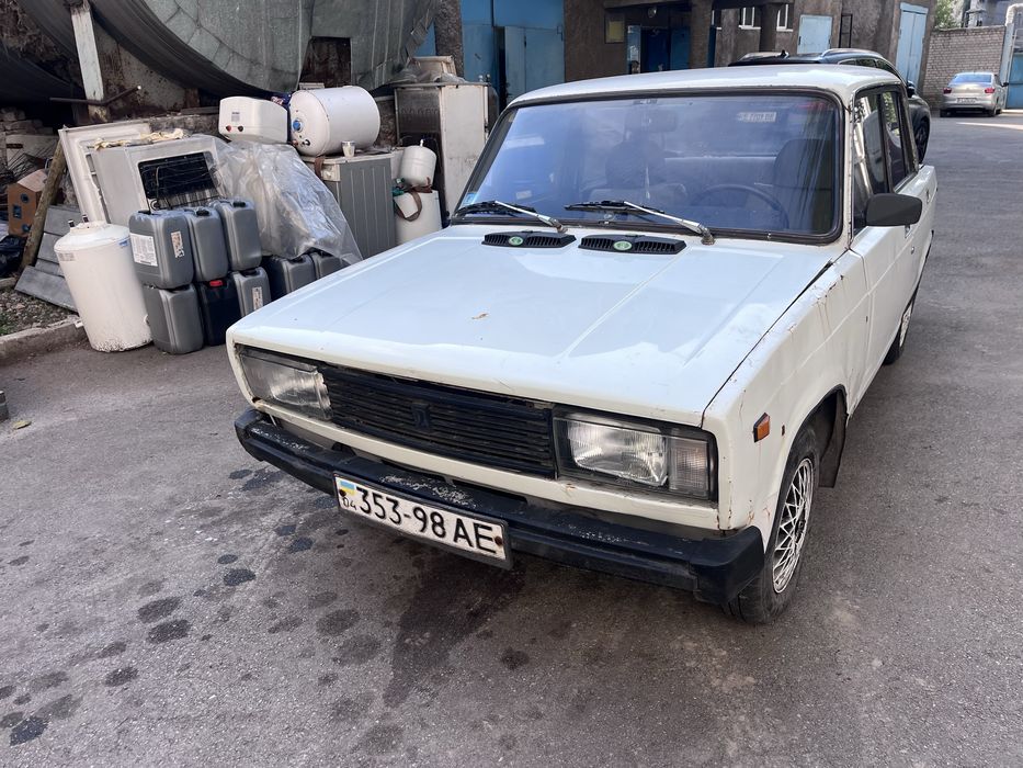 Продам ваз 2105