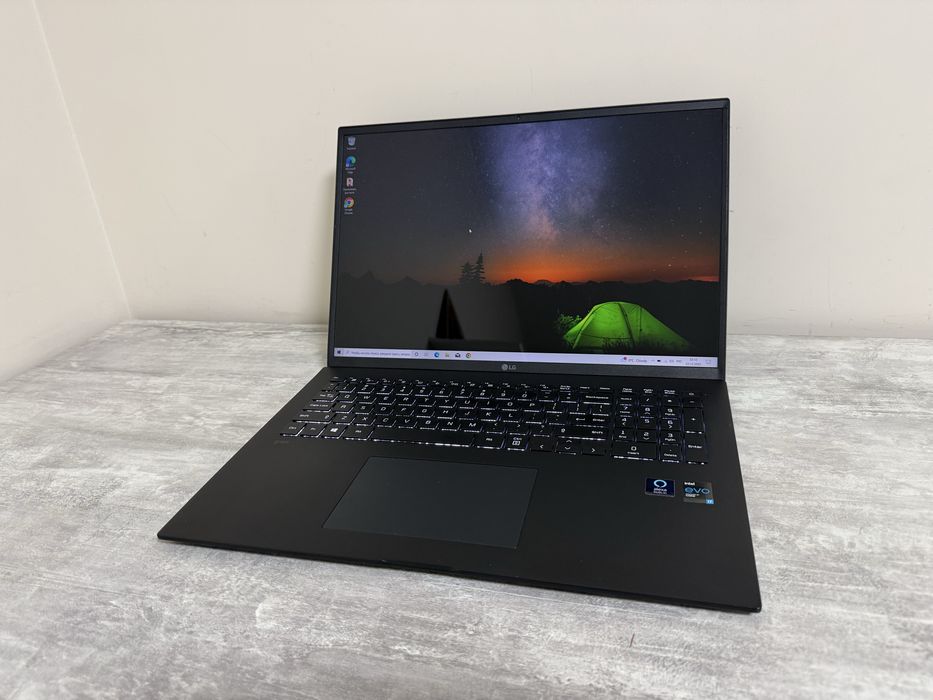 Тонкий ноутбук от LG Gram, 17 IPS 2K, Core i7-11gn, 1TB SSD, 1.35кг