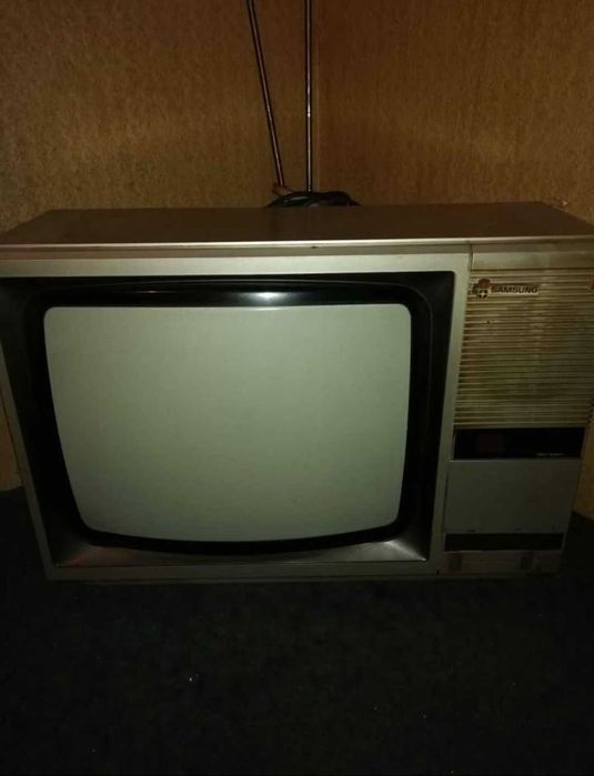 2 Tvs Samsung antigas