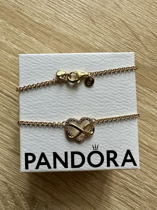 Кольє Pandora "Блискуче серце нескінченності"