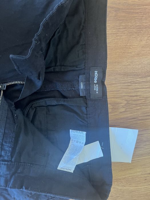 Czarne spodnie House r.M